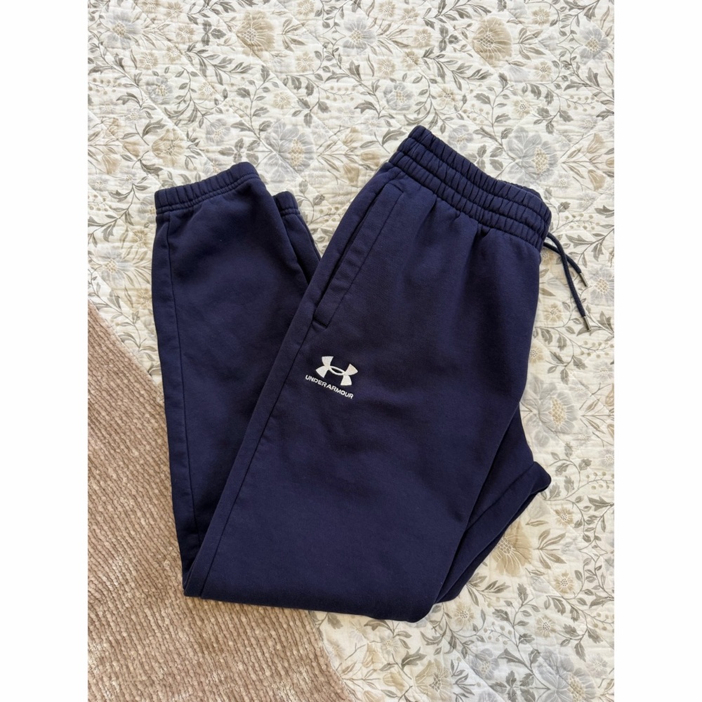 Under Armour Icon Fleece Joggers - L - EUC!